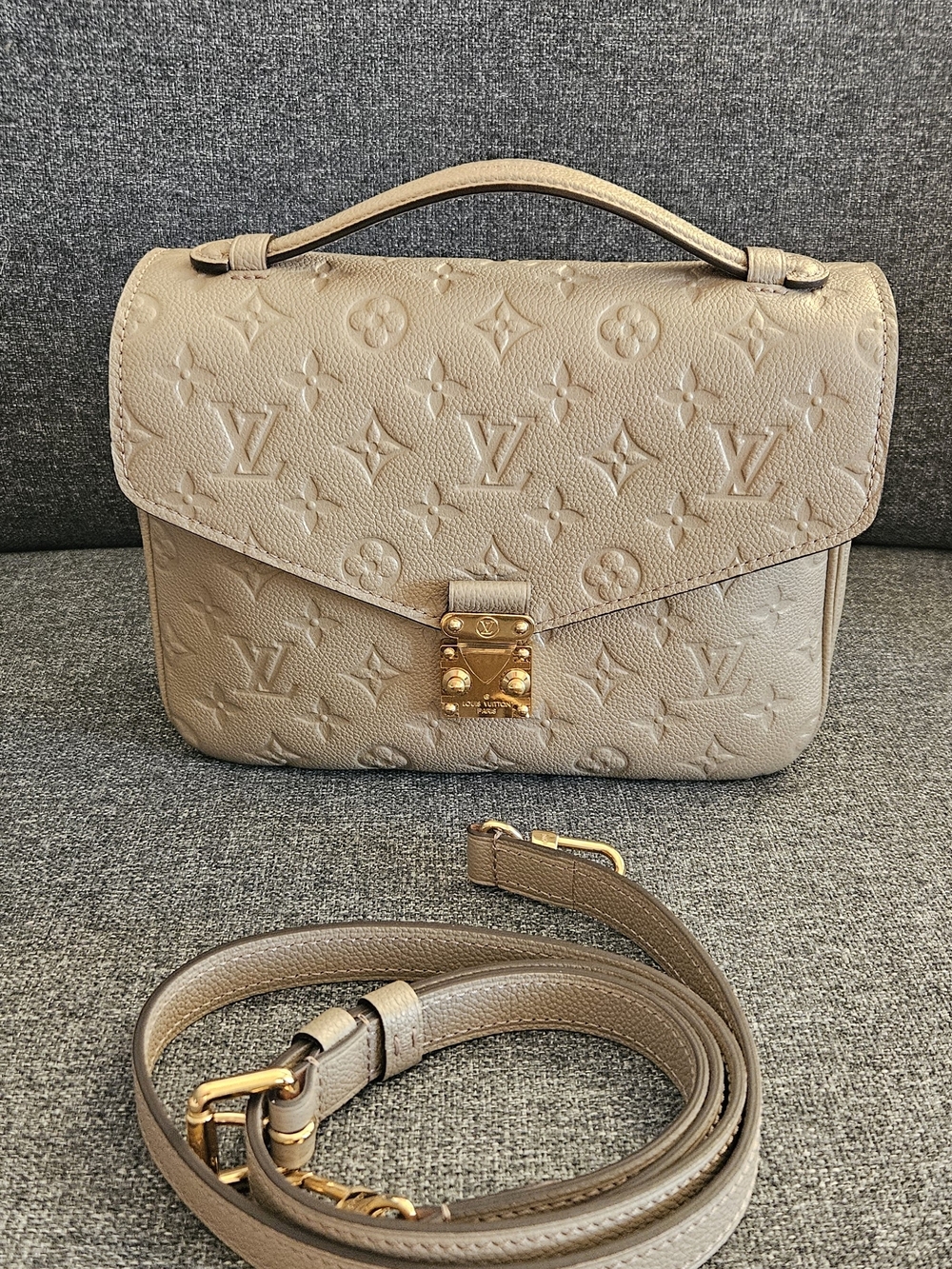 Louis Vuitton Turtledove Monogram Empreinte Pochette Métis